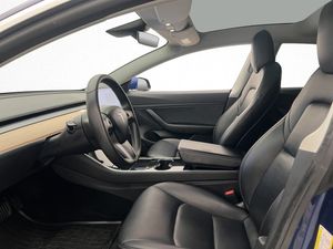 Tesla Model 3 bild 10