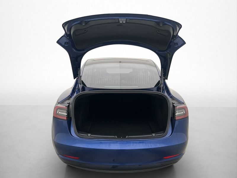 Tesla Model 3 bild 27