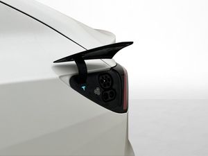 Tesla Model Y bild 13