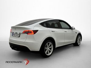 Tesla Model Y bild 8
