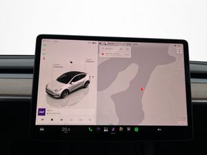 Tesla Model Y bild 27