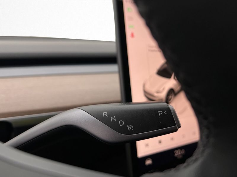 Tesla Model Y bild 21