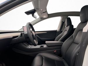 Tesla Model Y bild 15