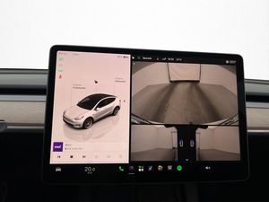 Tesla Model Y bild 22