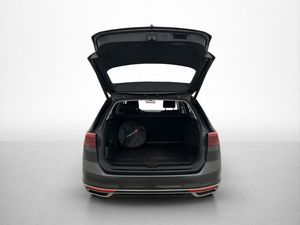 Volkswagen Passat bild 9