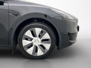 Tesla Model Y bild 36