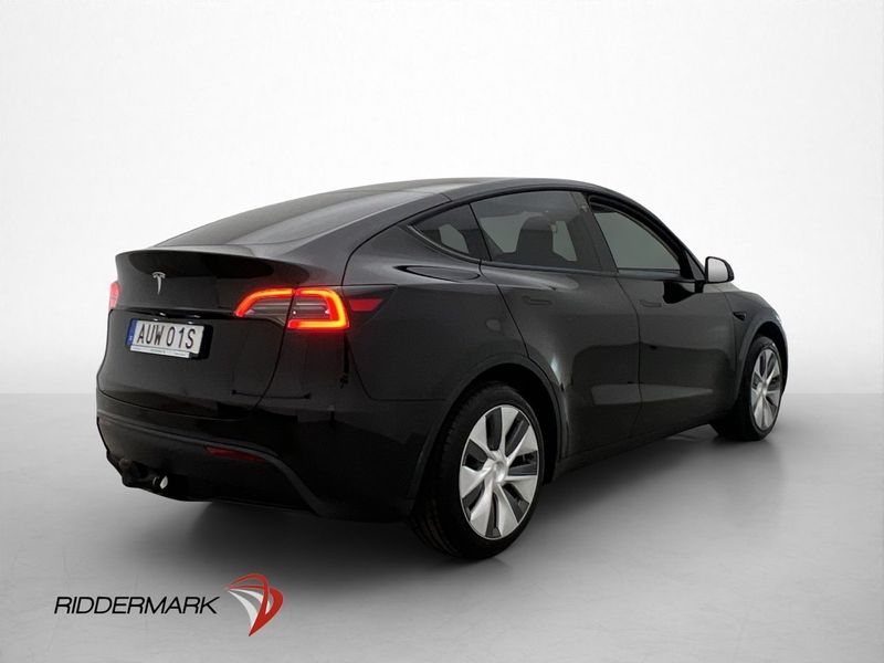 Tesla Model Y bild 8