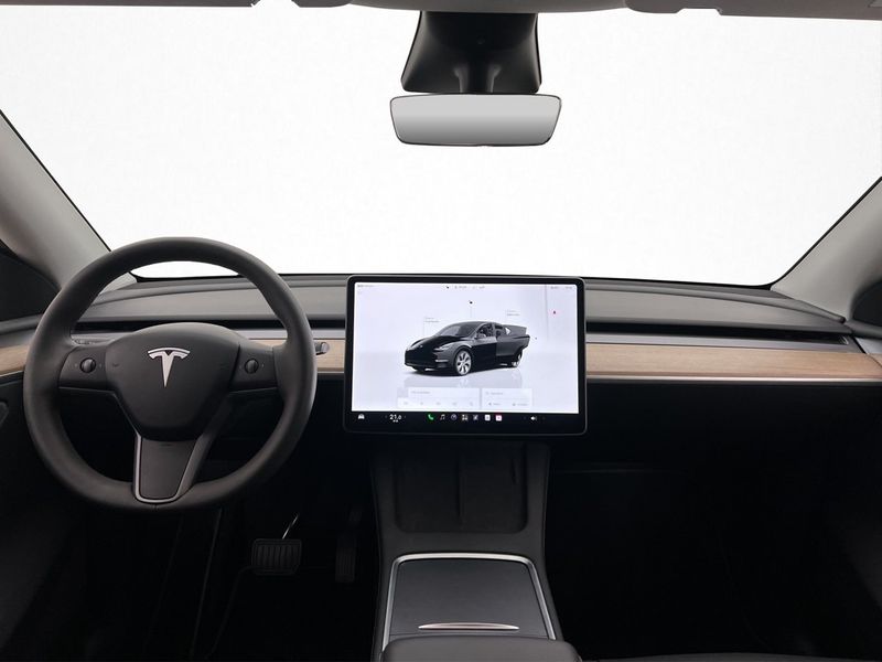 Tesla Model Y bild 17