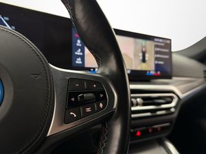 BMW i4 bild 23