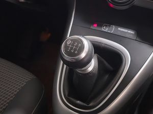 Toyota Verso bild 22