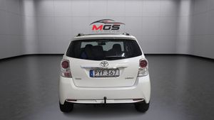 Toyota Verso bild 5