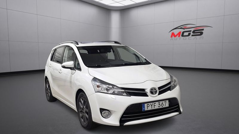 Toyota Verso bild 2