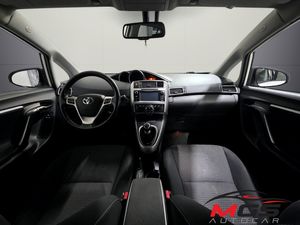 Toyota Verso bild 11