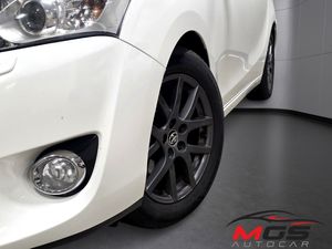 Toyota Verso bild 9