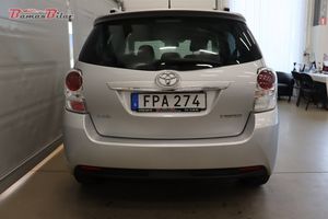 Toyota Verso bild 4