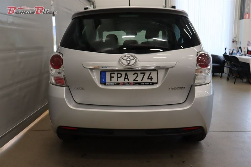 Toyota Verso bild 4