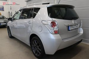 Toyota Verso bild 3