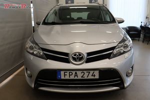 Toyota Verso bild 8