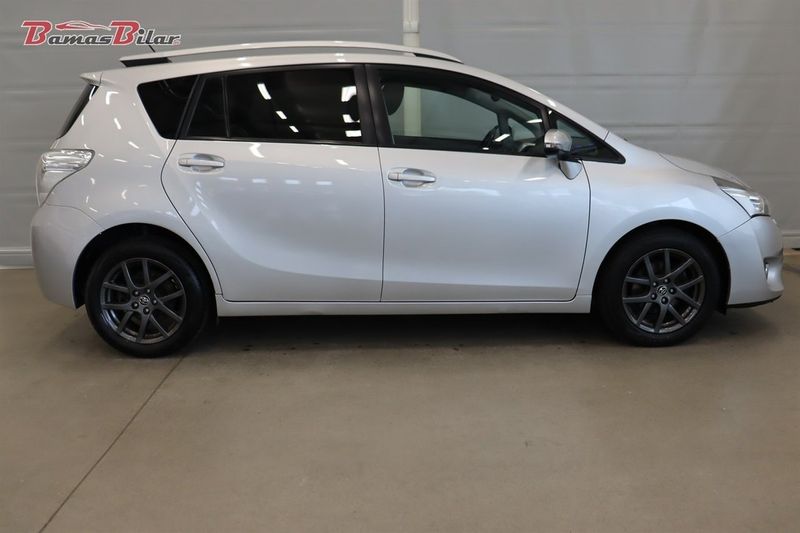 Toyota Verso bild 6