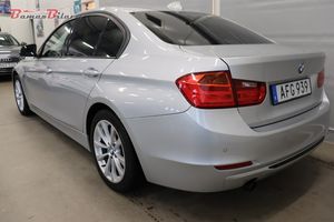 BMW 320 bild 3