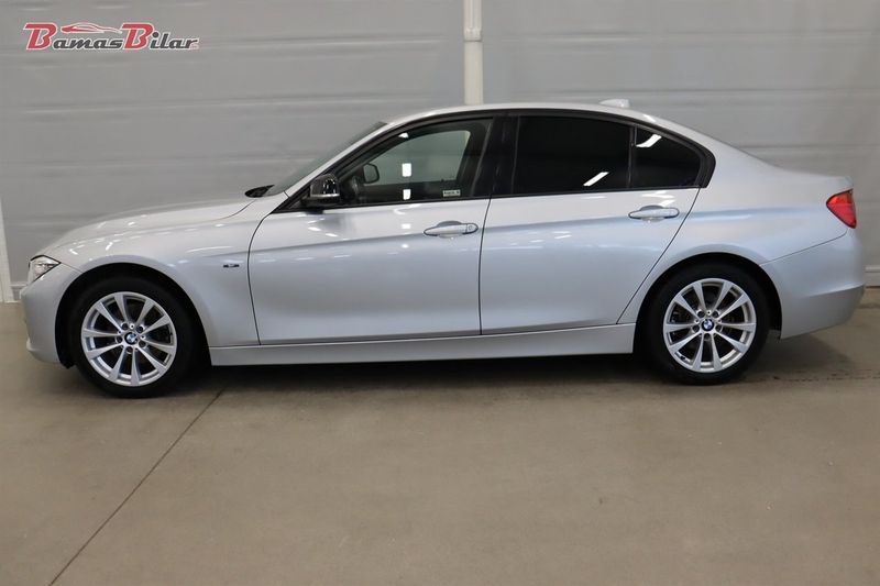 BMW 320 bild 2