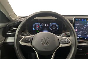 Volkswagen Passat bild 13