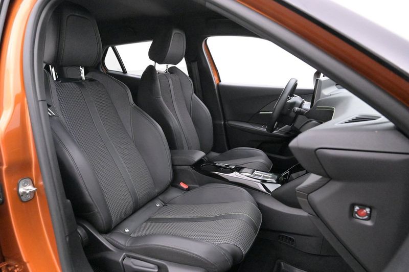 Peugeot e-2008 bild 13