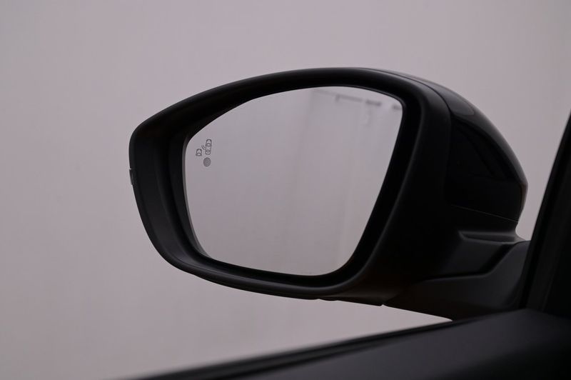 Peugeot e-2008 bild 24