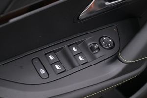 Peugeot e-2008 bild 11