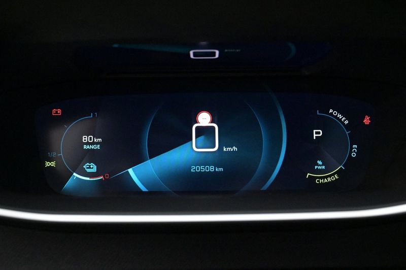 Peugeot e-2008 bild 9