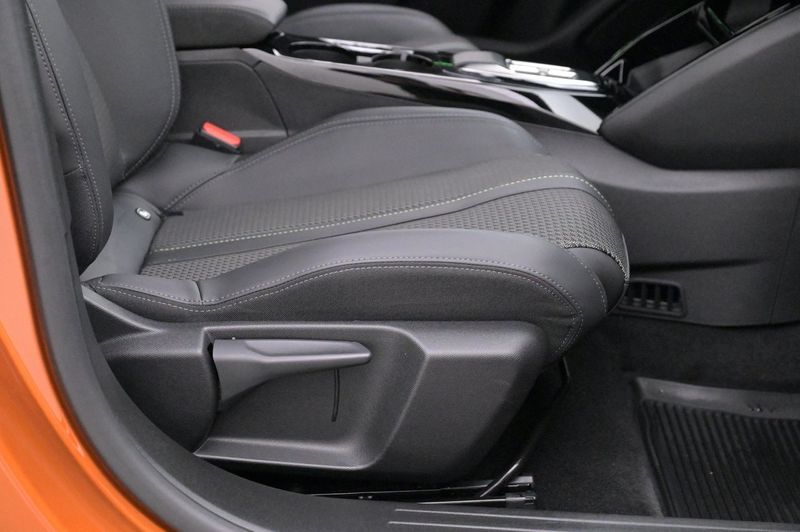 Peugeot e-2008 bild 14