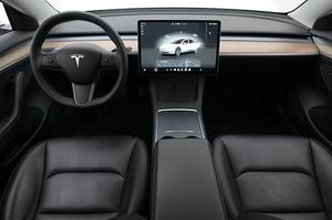 Tesla Model 3 bild 6