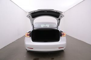 Tesla Model 3 bild 23