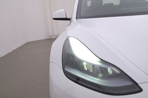 Tesla Model 3 bild 26
