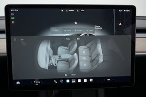 Tesla Model 3 bild 17