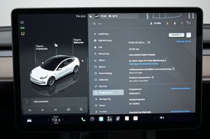 Tesla Model 3 bild 12
