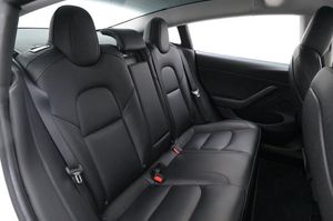 Tesla Model 3 bild 22