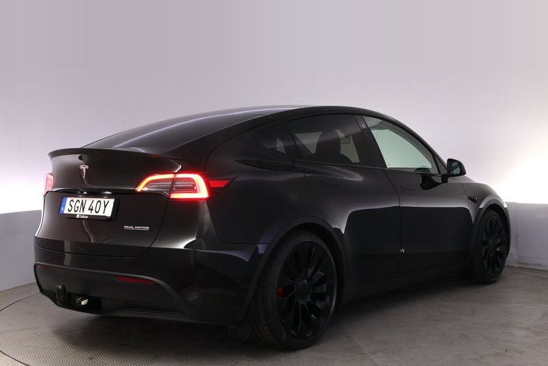 Tesla Model Y bild 5