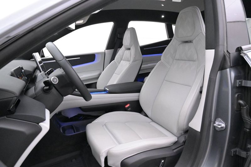 Polestar 4 bild 10