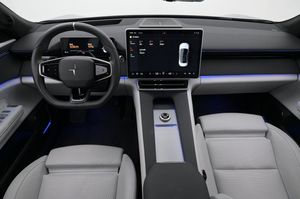 Polestar 4 bild 6