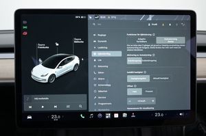 Tesla Model 3 bild 15