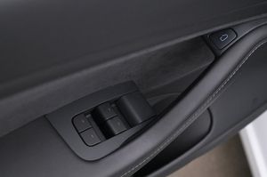 Tesla Model 3 bild 10