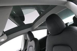 Tesla Model 3 bild 24