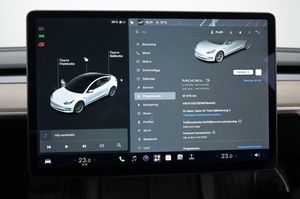 Tesla Model 3 bild 14