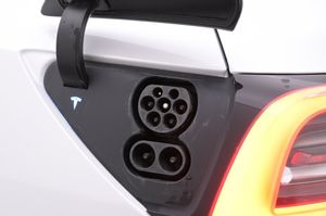 Tesla Model 3 bild 24