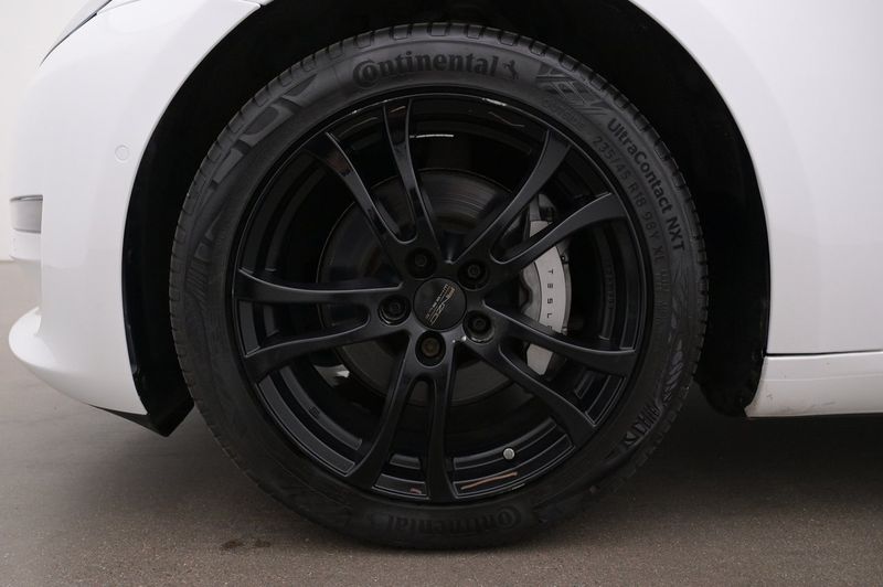 Tesla Model 3 bild 27