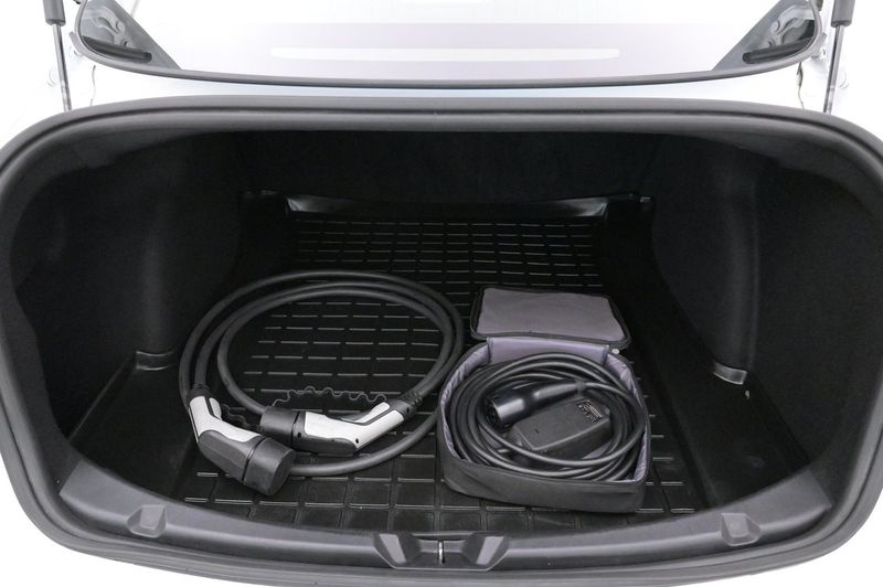 Tesla Model 3 bild 23