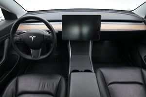 Tesla Model 3 bild 6
