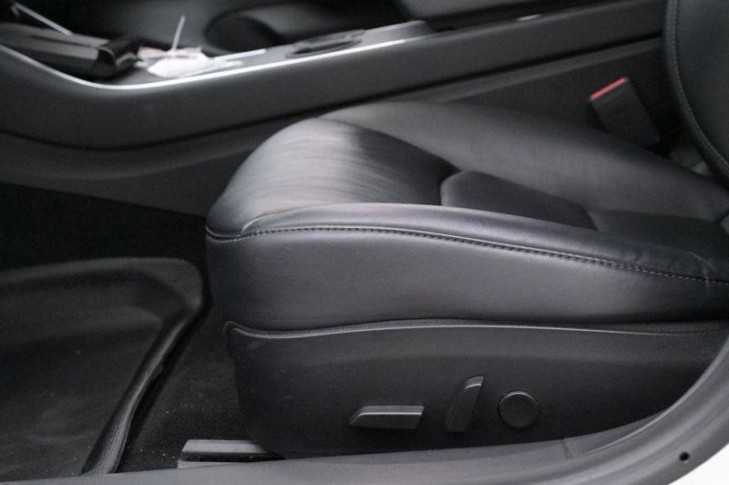 Tesla Model 3 bild 10