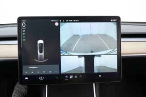 Tesla Model 3 bild 18